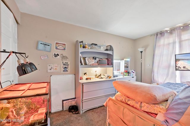2037 Northwyck Drive, Toledo, OH 43611