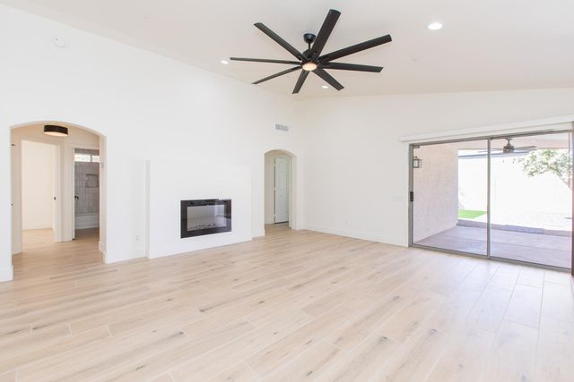 23554 N 73rd Place, Scottsdale, AZ 85255