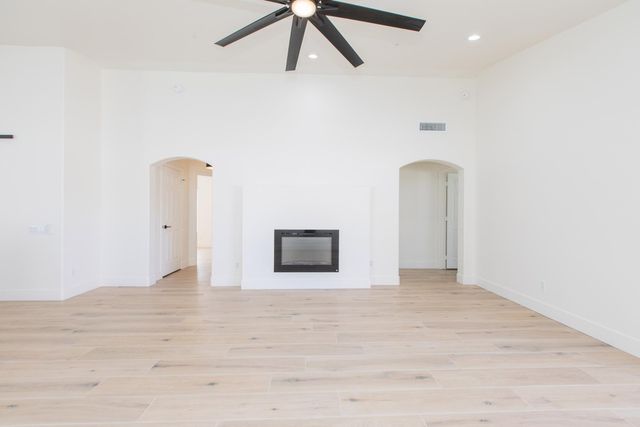 23554 N 73rd Place, Scottsdale, AZ 85255