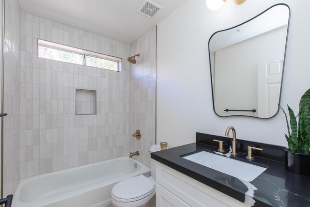 23554 N 73rd Place, Scottsdale, AZ 85255