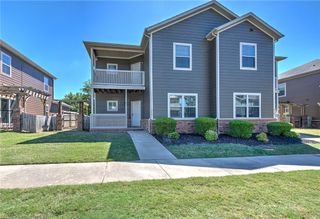 714 N Wordsworth Lane, Fayetteville, AR 72704