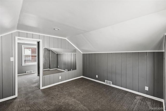 19957 Chapel Street, Detroit, MI 48219