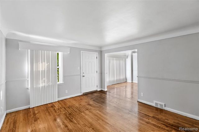 19957 Chapel Street, Detroit, MI 48219