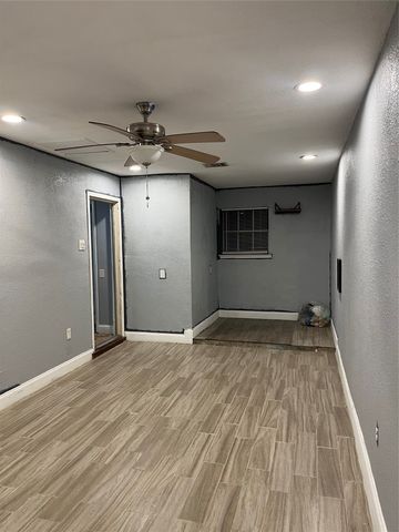3412 Park Run Drive, Mesquite, TX 75150