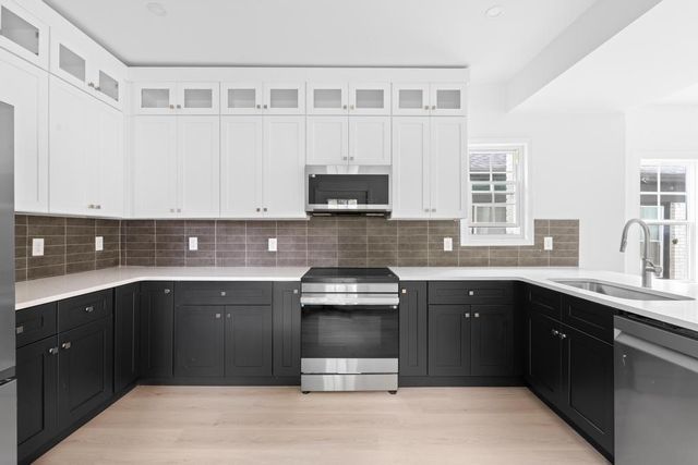 1046 Mayson Turner Road NW, Atlanta, GA 30314
