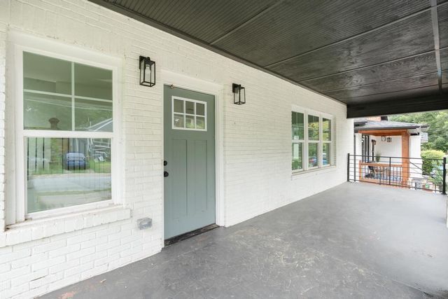 1046 Mayson Turner Road NW, Atlanta, GA 30314