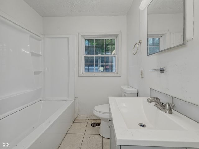 1418 Congress Avenue, Indianapolis, IN 46208