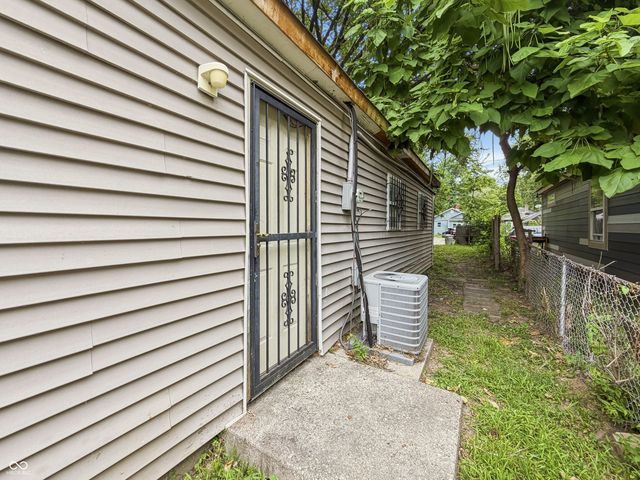 1418 Congress Avenue, Indianapolis, IN 46208