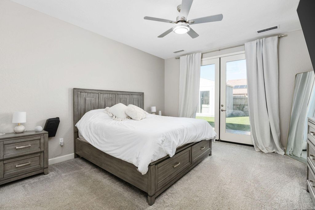 Image 23 of property listing at 2124 Cortner Street, Hanford, CA 93230