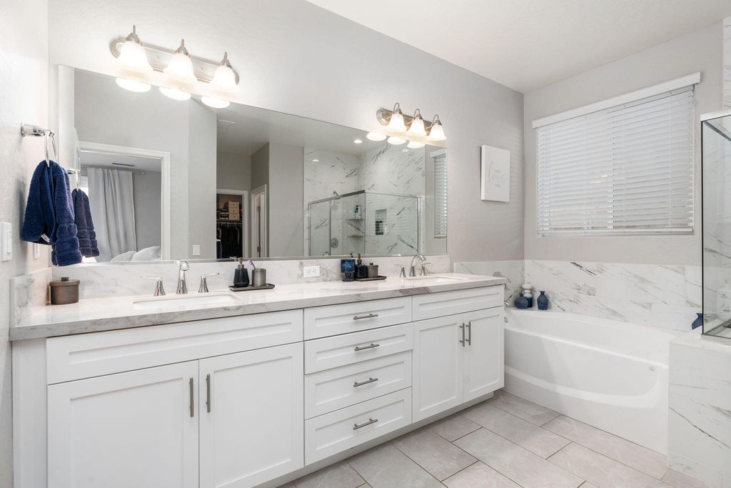 Image 25 of property listing at 2124 Cortner Street, Hanford, CA 93230