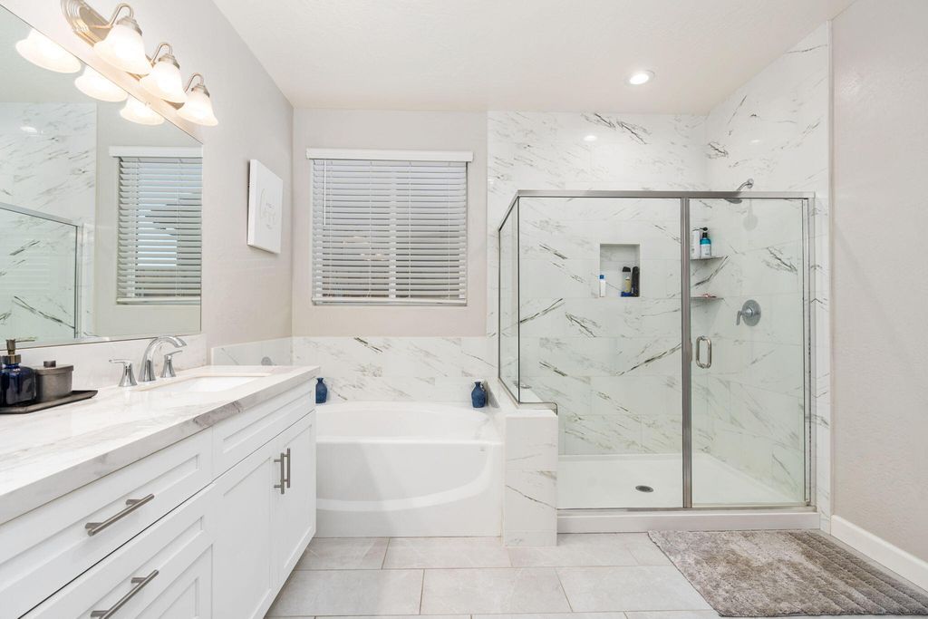 Image 26 of property listing at 2124 Cortner Street, Hanford, CA 93230