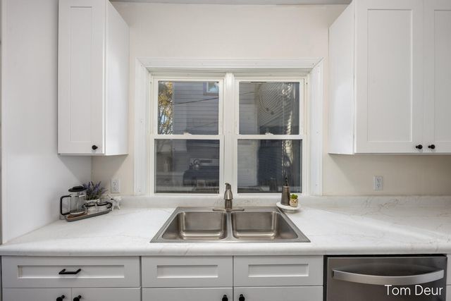 1138 Sanford Street, Muskegon, MI 49441