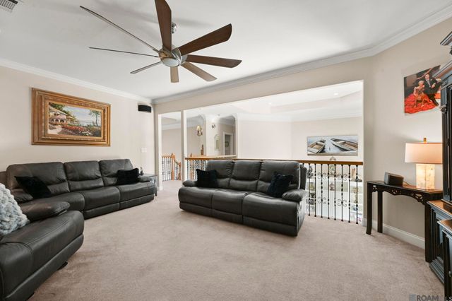 7129 Pelican Crossing Dr, Gonzales, LA 70737