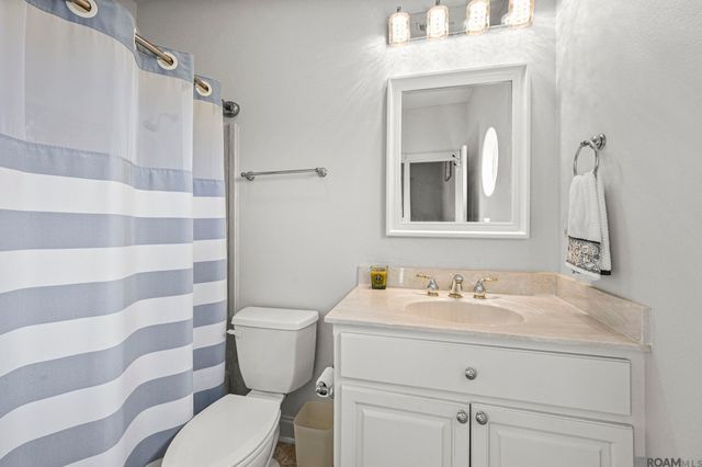 7129 Pelican Crossing Dr, Gonzales, LA 70737
