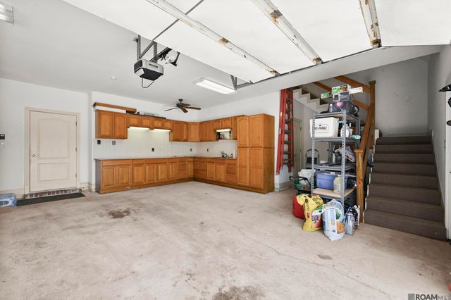 7129 Pelican Crossing Dr, Gonzales, LA 70737