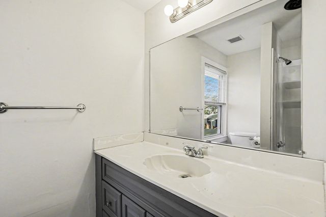 111 Buffalo St, Old Hickory, TN 37138