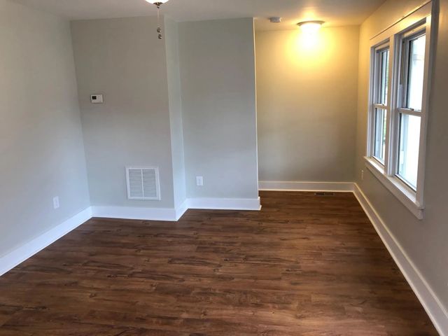 111 Buffalo St, Old Hickory, TN 37138