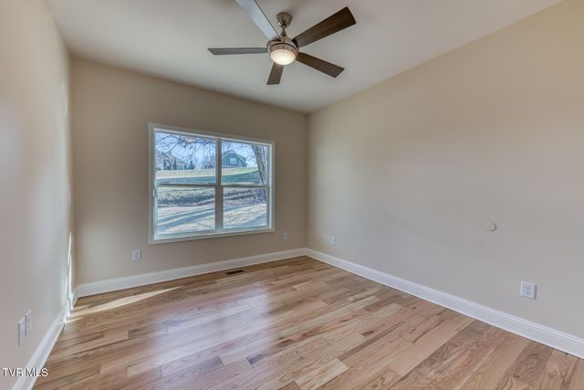 154 Creek Side Court, Bristol, TN 37620