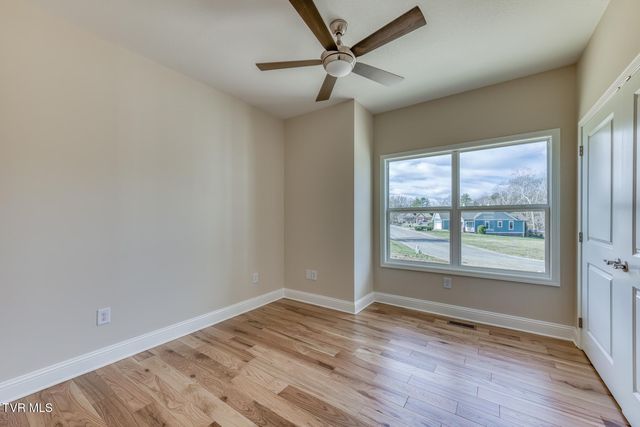 154 Creek Side Court, Bristol, TN 37620