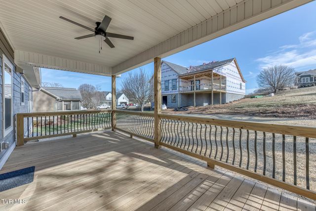 154 Creek Side Court, Bristol, TN 37620