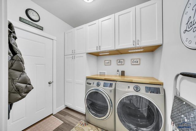 636 COPPERFIELD DR, Rapid City, SD 57703