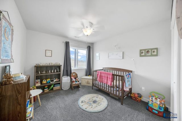 636 COPPERFIELD DR, Rapid City, SD 57703