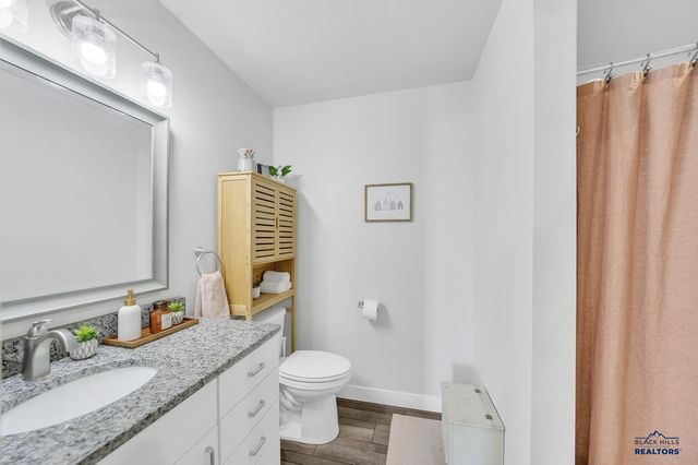 636 COPPERFIELD DR, Rapid City, SD 57703
