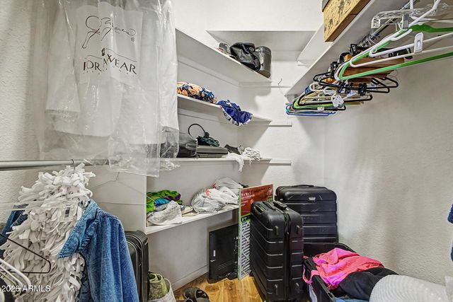 2205 N NICKLAUS Drive, Mesa, AZ 85215