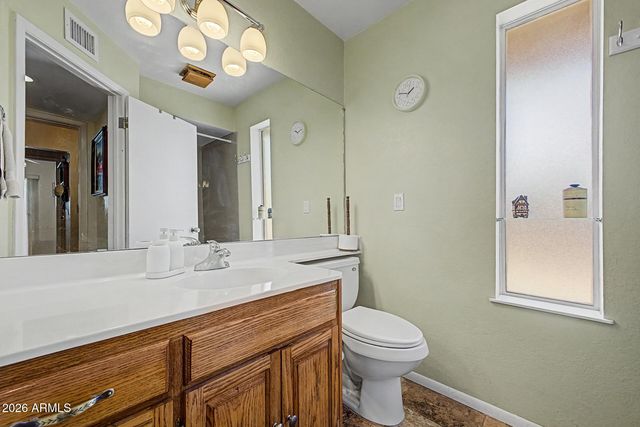 2205 N NICKLAUS Drive, Mesa, AZ 85215