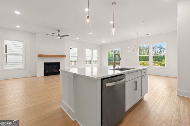 484 Fescue Court NW, Kennesaw, GA 30144