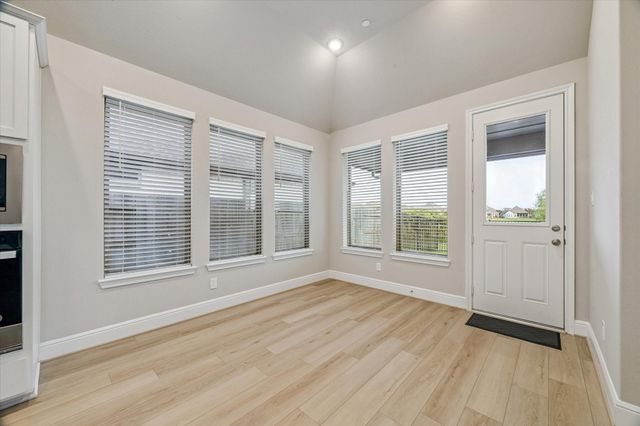 527 Rita Blanca Drive, Webster, TX 77598