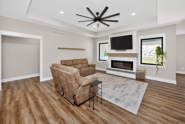 1928 Redbud Street, Norwalk, IA 50211