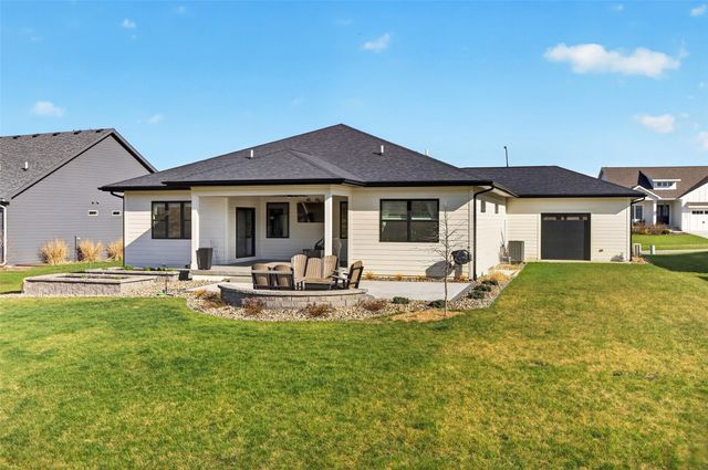 1928 Redbud Street, Norwalk, IA 50211