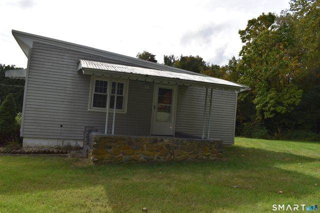 33 Wagon Wheel Court, Watertown, CT 06779