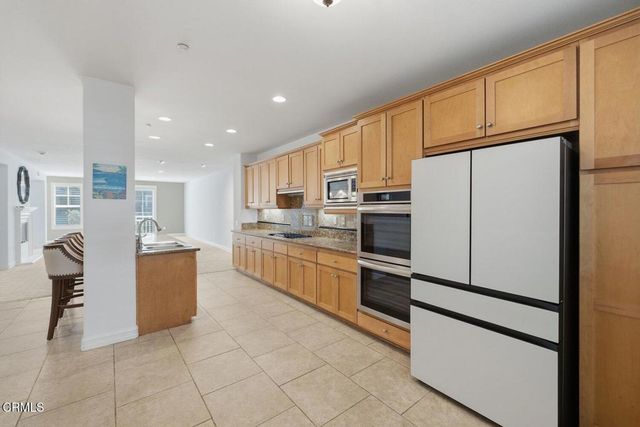 1423 Windshore Way, Oxnard, CA 93035