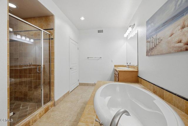 1423 Windshore Way, Oxnard, CA 93035