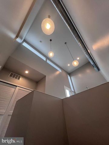 713 FAIRMOUNT AVE, Philadelphia, PA 19123
