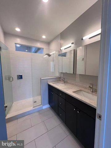 713 FAIRMOUNT AVE, Philadelphia, PA 19123