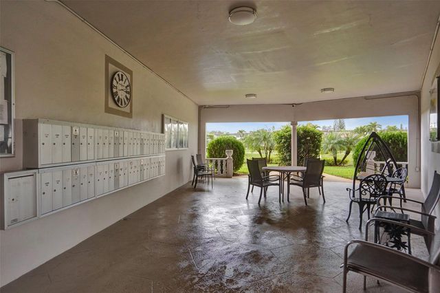 4706 NW 36th Street 409, Lauderdale Lakes, FL 33319