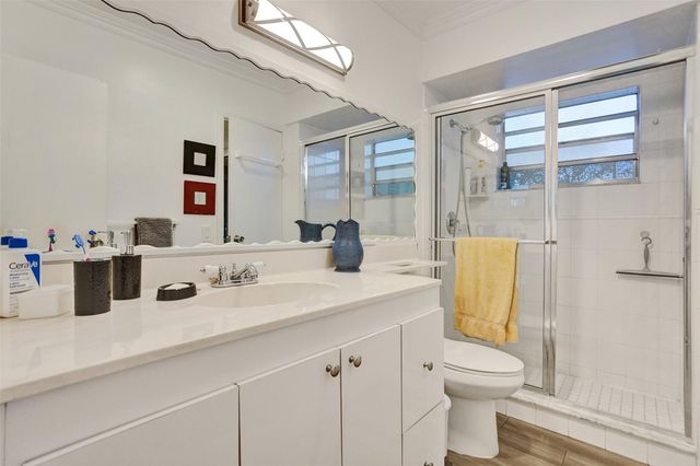 4706 NW 36th Street 409, Lauderdale Lakes, FL 33319