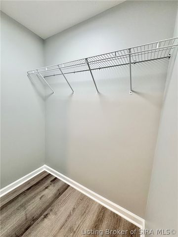 295 S 4th Street, Austin, IN 47102