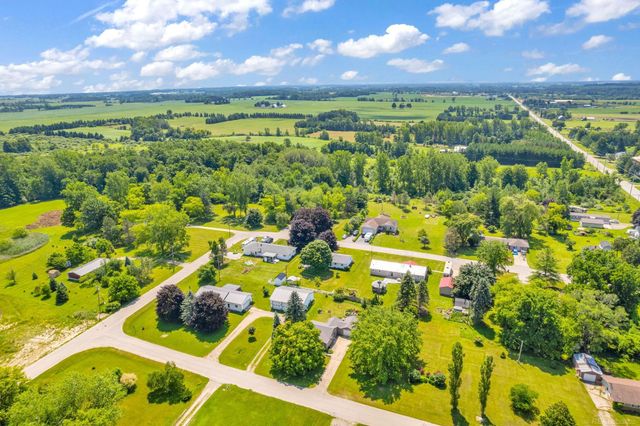 4042 State Street, Carsonville, MI 48419