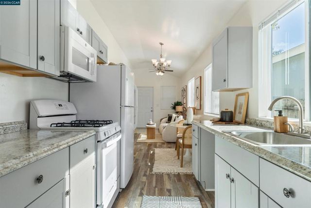 1319 Kelsey Street, Richmond, CA 94801