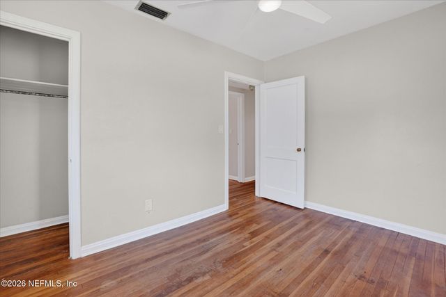 5503 LAKEWOOD Circle E, Jacksonville, FL 32207
