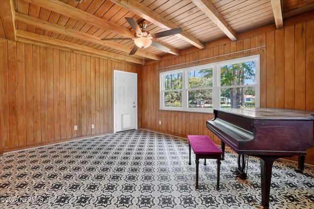 5503 LAKEWOOD Circle E, Jacksonville, FL 32207