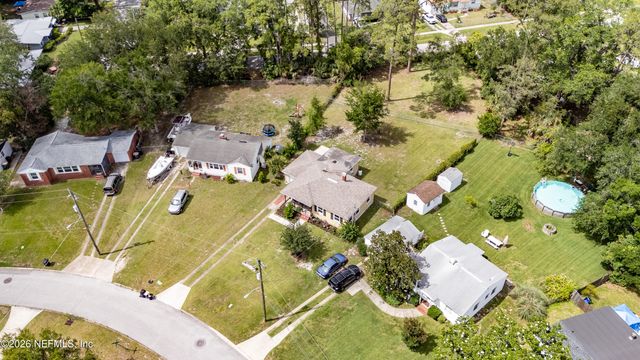 5503 LAKEWOOD Circle E, Jacksonville, FL 32207