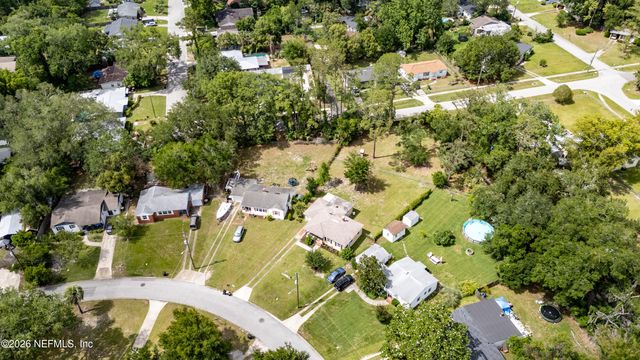 5503 LAKEWOOD Circle E, Jacksonville, FL 32207