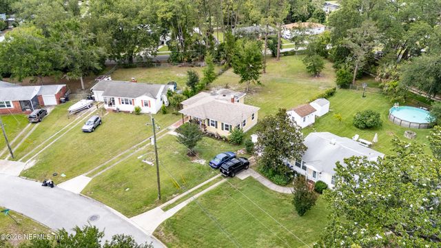 5503 LAKEWOOD Circle E, Jacksonville, FL 32207
