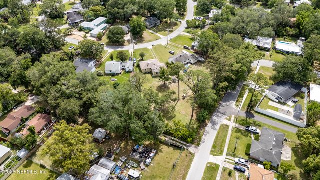 5503 LAKEWOOD Circle E, Jacksonville, FL 32207