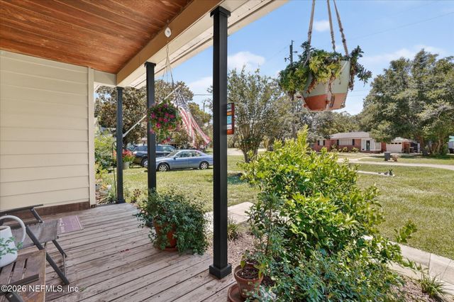 5503 LAKEWOOD Circle E, Jacksonville, FL 32207